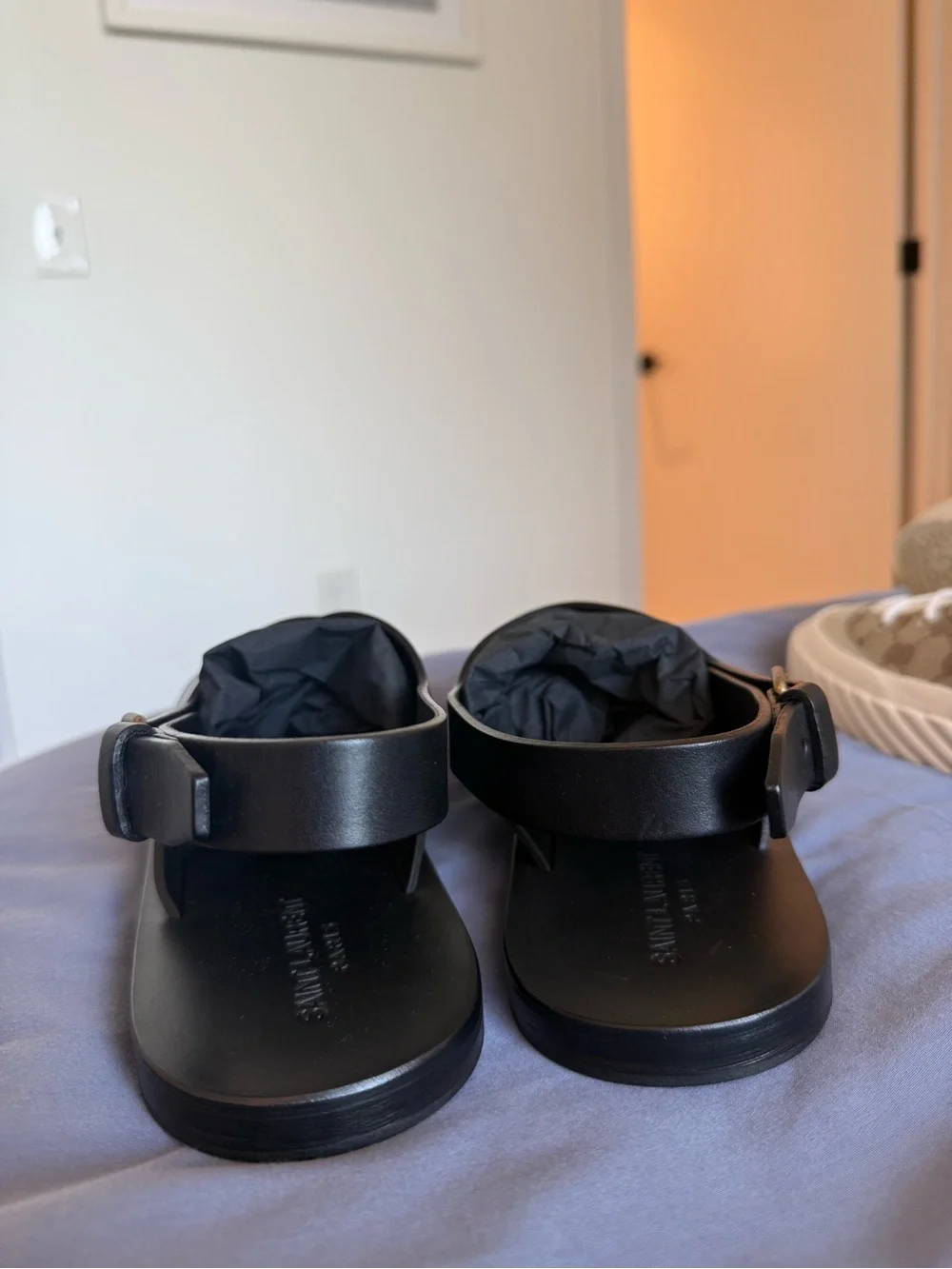 Saint Laurent minimal saint